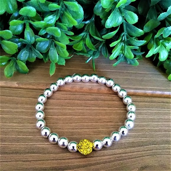 New Silver Hematite and Crystal Bracelet - Picture 9 of 9